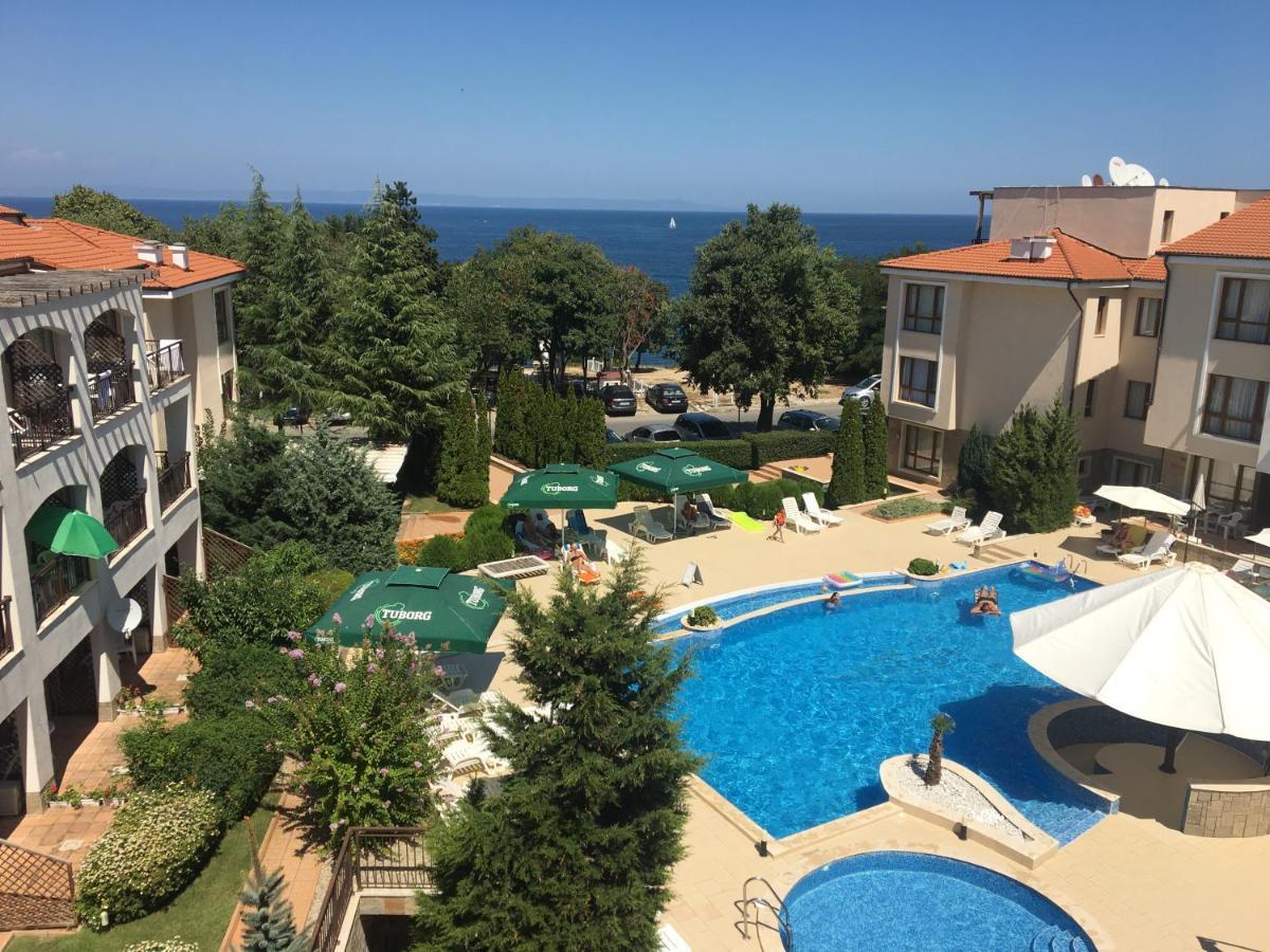 Bay Apartments Sosopol Exterior foto
